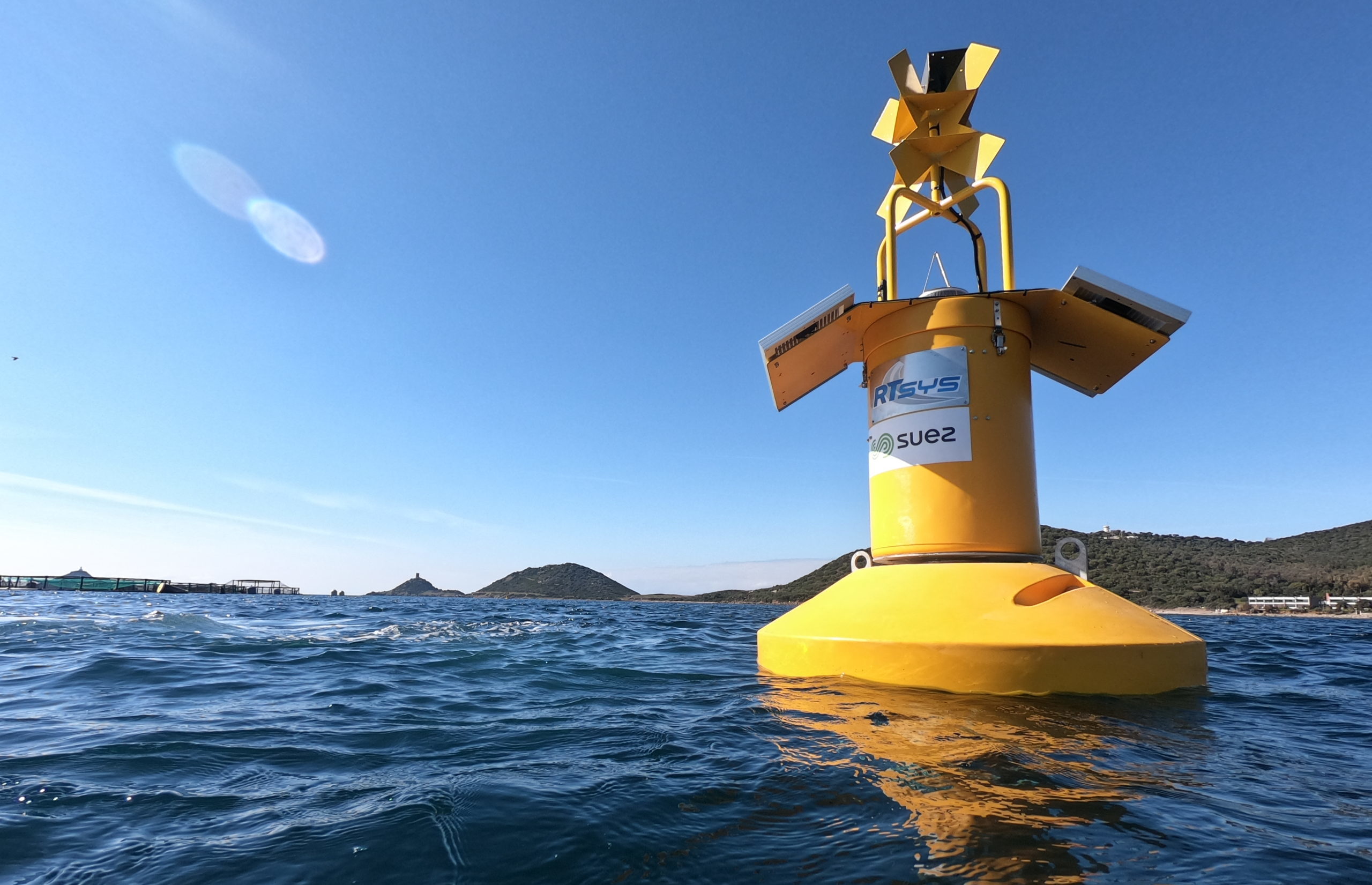 Rubhy_Buoy Real-time marine wildlife surveillance